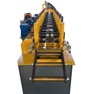 Máquina de moldagem por rolamento de perfis de aço Omega galvanizado
